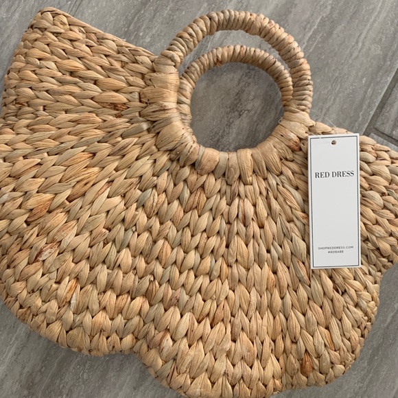 Red Dress Boutique Handbags - Red Dress Boutique Woven Bag ✨